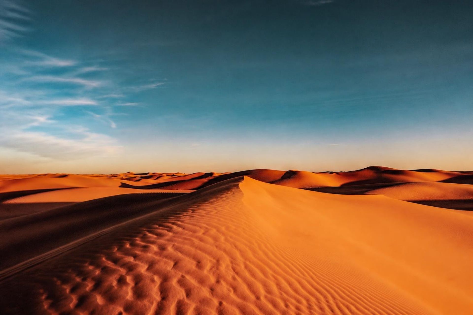 Dunes of the Grand Erg at sunset, Timimoun region — Algeria